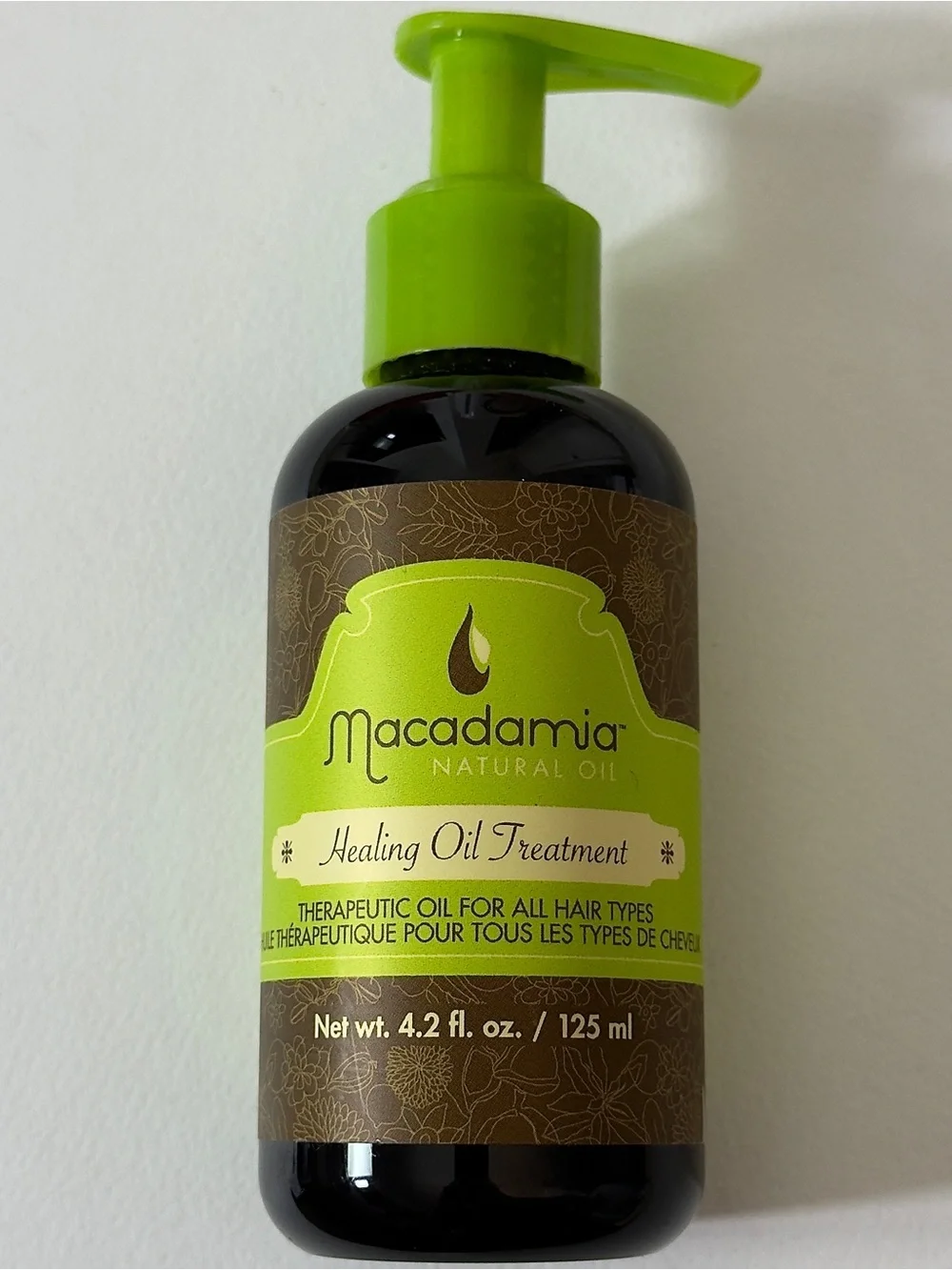 Macadamia Natural Oil Healing Oil Treatment. Net wt. 4.2 fl. oz. / 125 ml. New!